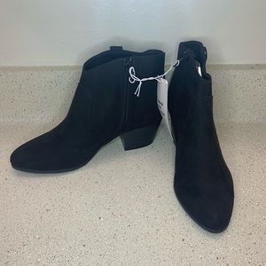 Old Navy Western Boot Blackjack
